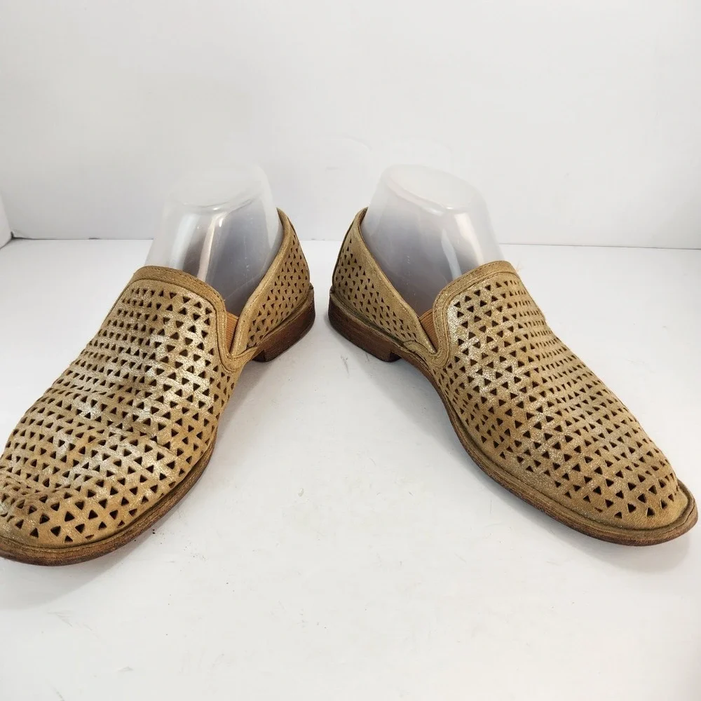 Trask‎ Ali Perforated Women's Camel Suede Slip-On Casual Shoes Size 8.5M